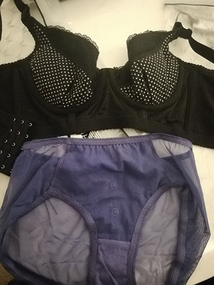 美容店里的忽悠术 当丰胸内衣与转运纹绣遭遇消费陷阱